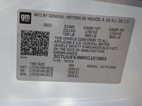 Used 2024 GMC Sierra 1500 AT4X image 25