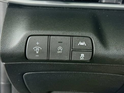 Certified 2023 Hyundai Elantra SE FWD image 18