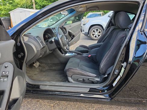 Used 2011 Nissan Altima 2.5 S w/ Convenience Pkg FWD image 9