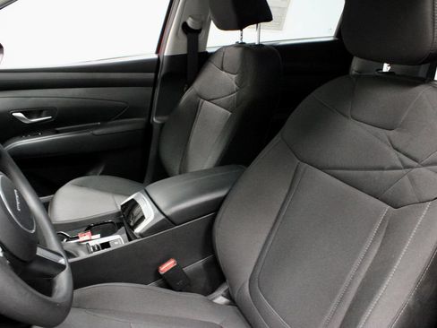 Certified 2025 Hyundai Tucson SE AWD/4WD image 22