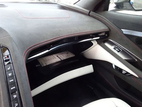 Certified 2023 Chevrolet Corvette Stingray Premium Cpe image 24