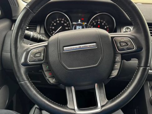 Used 2018 Land Rover Range Rover Evoque image 26