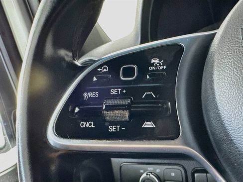 Used 2022 Mercedes-Benz Sprinter 1500 image 24
