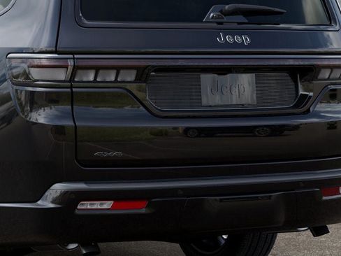 New 2026 Jeep Grand Wagoneer L Summit AWD/4WD image 14
