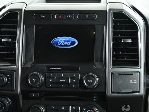 Used 2018 Ford F150 XLT w/ Equipment Group 302A Luxury AWD/4WD image 9