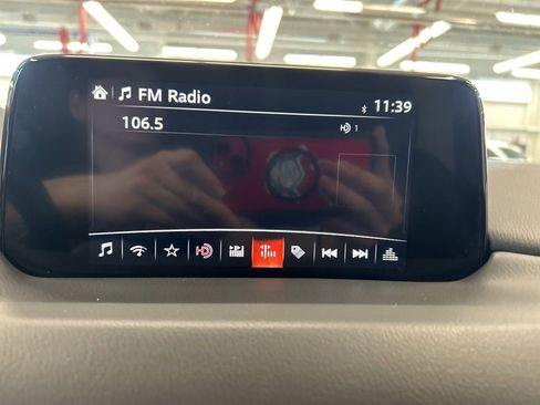 Used 2018 MAZDA CX-5 Touring w/ Preferred Equipment Package AWD/4WD image 12