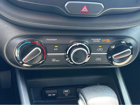 Used 2023 Kia Soul LX w/ Option Group 015 FWD image 24