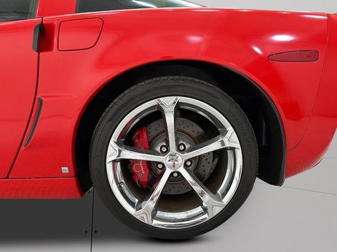 Used 2012 Chevrolet Corvette Grand Sport w/ 2LT Preferred Equipment Group RWD image 37