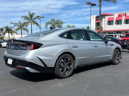 Used 2025 Hyundai Sonata SEL FWD image 6