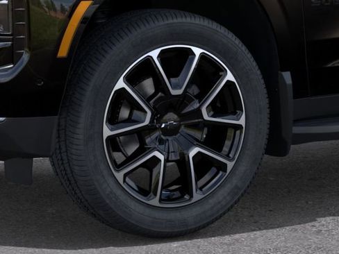 New 2026 Chevrolet Suburban RST w/ Comfort Package AWD/4WD image 9