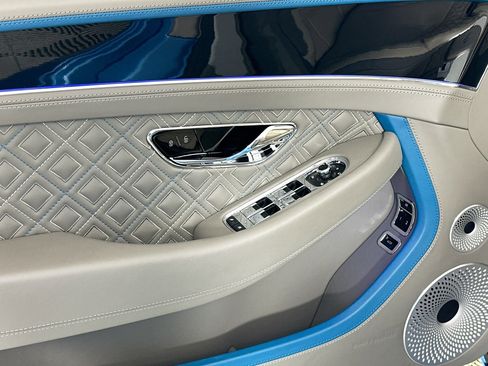Certified 2021 Bentley Continental GT V8 AWD/4WD image 18