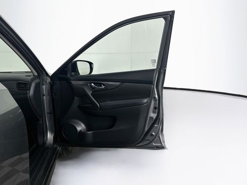 Used 2019 Nissan Rogue SV FWD image 33