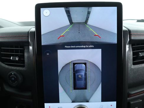 Used 2023 Ford Expedition Limited image 18