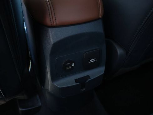 Used 2023 Ford Maverick Lariat w/ Lariat Luxury Package AWD/4WD image 17