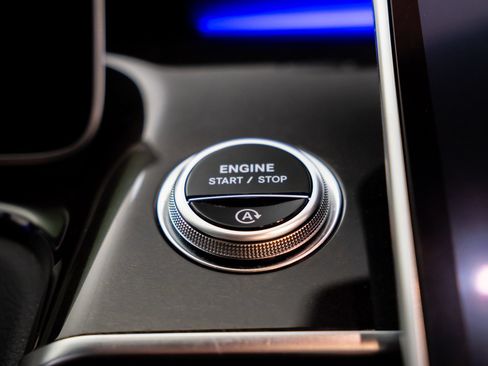 Used 2021 Mercedes-Benz S 580 4MATIC Sedan image 23