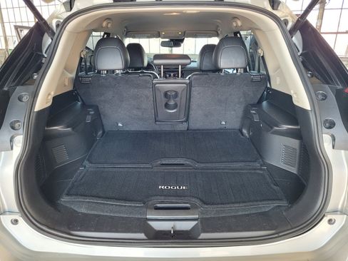 Certified 2018 Nissan Rogue SL FWD image 19