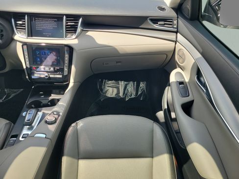 Certified 2023 INFINITI QX50 Luxe FWD image 8