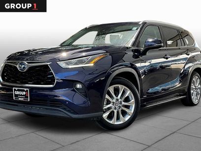Used 2021 Toyota Highlander Limited