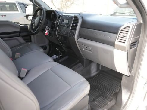 Certified 2018 Ford F250 XL w/ Power Equipment Group image 17