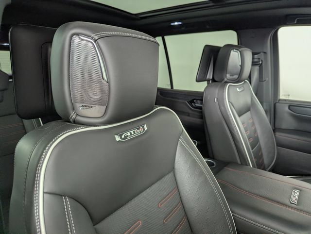 Used 2026 GMC Yukon AT4 Ultimate AWD/4WD image 25