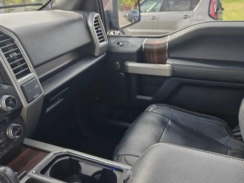 Used 2016 Ford F150 Lariat w/ Equipment Group 502A Luxury AWD/4WD image 17