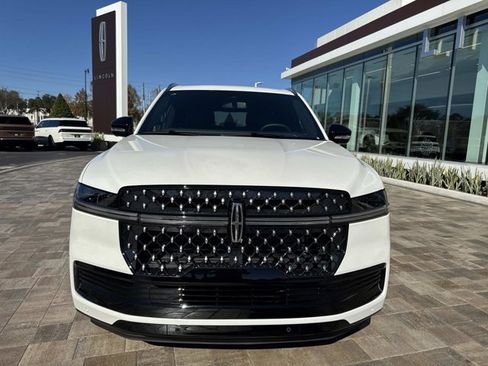 New 2025 Lincoln Navigator L Black Label image 6