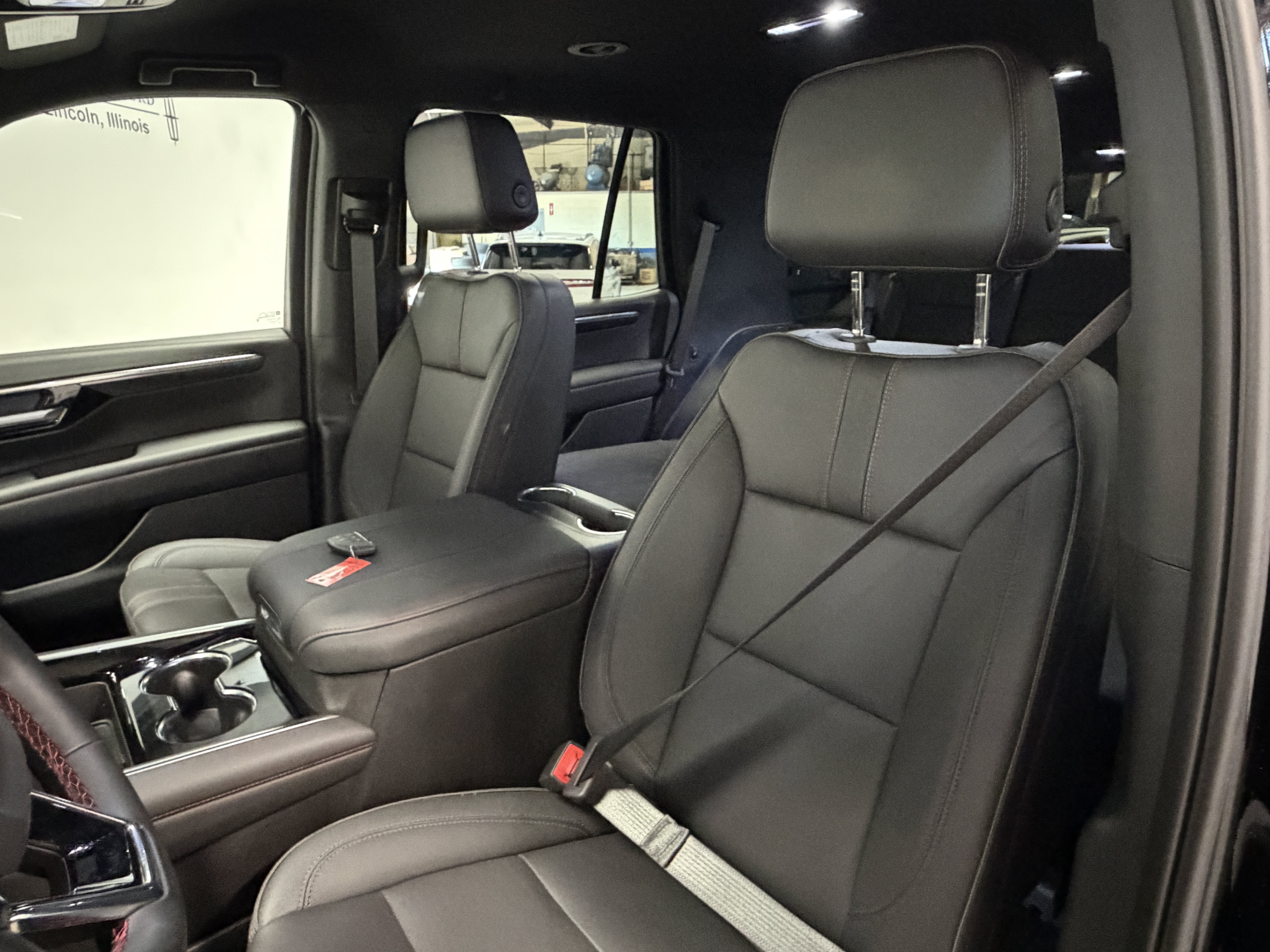 Used 2026 Chevrolet Tahoe RST w/ Comfort Package AWD/4WD image 17
