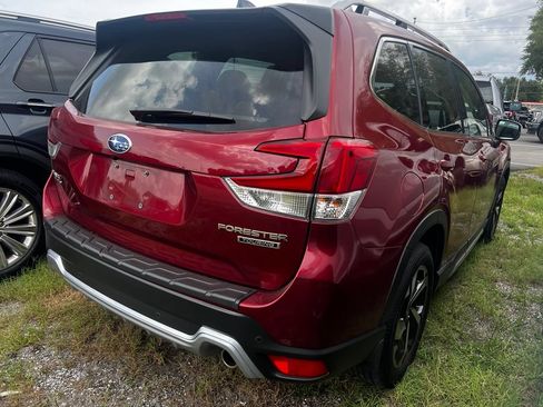 Used 2024 Subaru Forester Touring AWD/4WD image 4