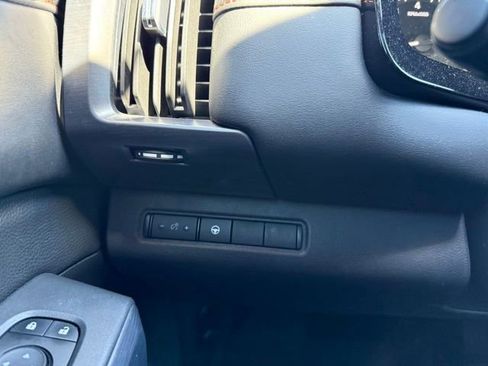 Used 2024 Nissan Pathfinder Rock Creek AWD/4WD image 28