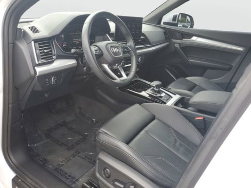 Used 2024 Audi Q5 2.0T Premium w/ Summer of Audi Package AWD/4WD image 20