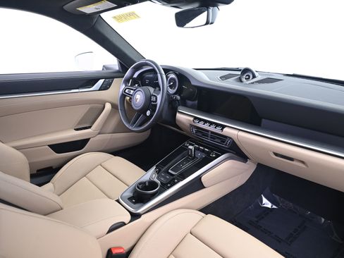 Certified 2024 Porsche 911 Turbo image 18