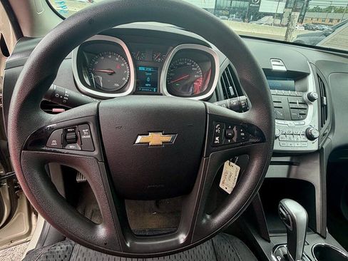 Used 2014 Chevrolet Equinox LS FWD image 19