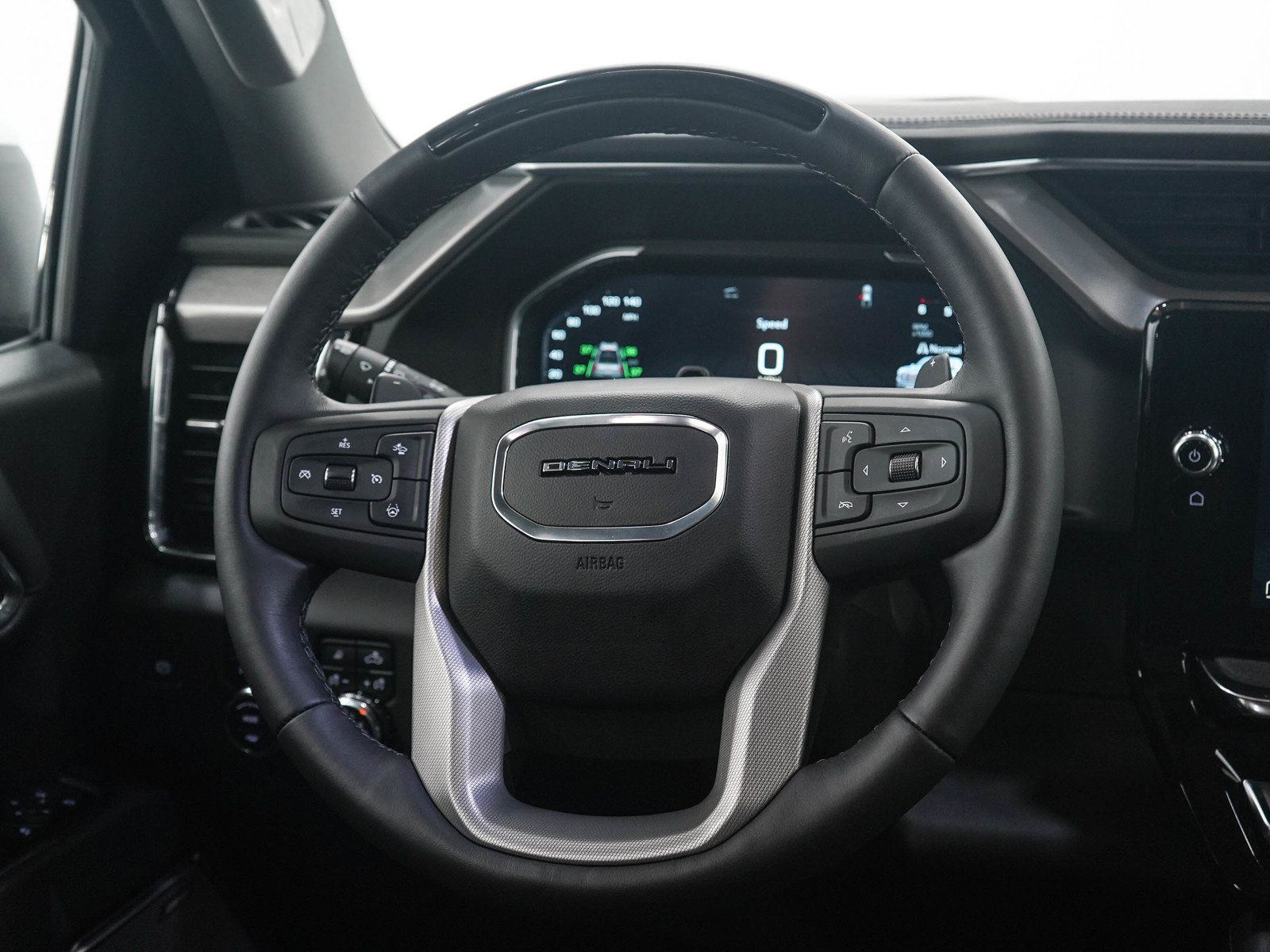 Used 2024 GMC Sierra 1500 Denali AWD/4WD image 17