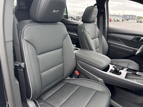 New 2026 Buick Enclave Sport Touring w/ Power Package image 36