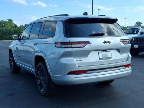 New 2026 Jeep Grand Cherokee L Limited AWD/4WD image 4