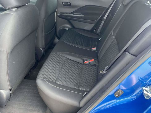 Used 2022 Nissan Kicks S w/ Interior Electronics Package FWD image 14
