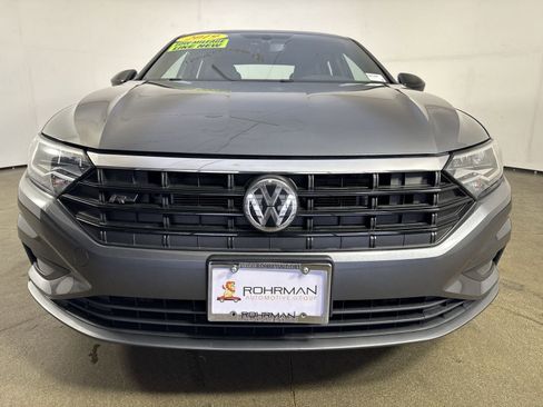 Used 2019 Volkswagen Jetta R-Line w/ R-Line Cold Weather Package image 24