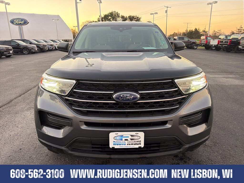 Used 2021 Ford Explorer XLT w/ Class III Trailer Tow Package AWD/4WD image 8