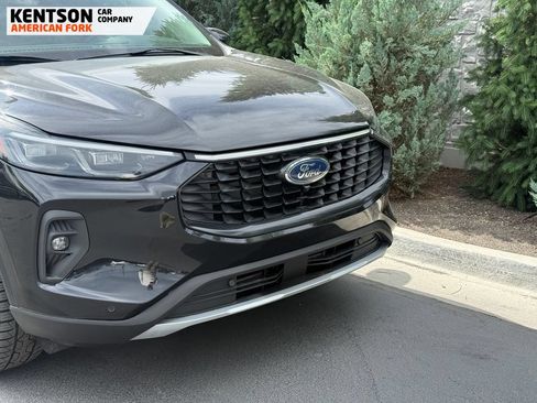 Used 2024 Ford Escape Platinum AWD/4WD image 11