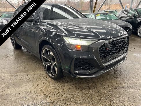 Used 2023 Audi RS Q8 w/ Black Optic Package image 3