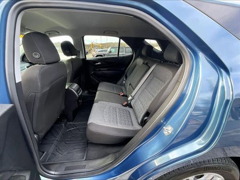 Used 2024 Chevrolet Equinox LT w/ LPO, Floor Liner Package image 15
