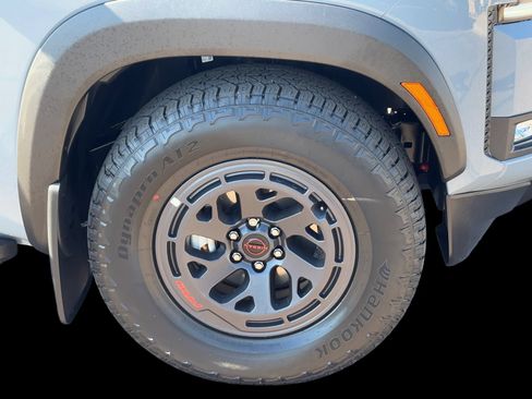 New 2026 Nissan Frontier Pro-X w/ Pro Premium Package RWD image 10