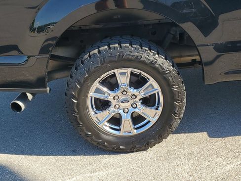 Used 2016 Ford F150 XLT w/ Equipment Group 302A Luxury AWD/4WD image 5