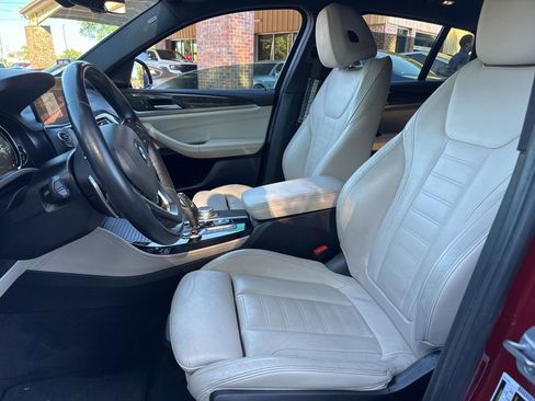 Used 2019 BMW X4 xDrive30i w/ Executive Package AWD/4WD image 4