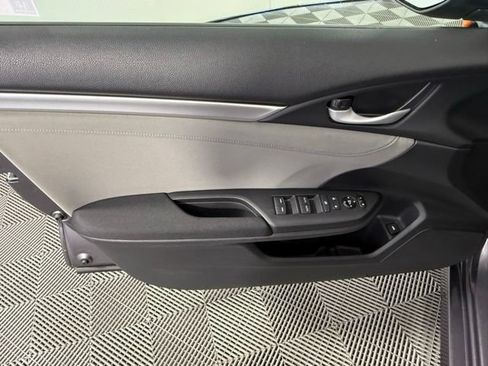 Used 2018 Honda Civic EX image 14