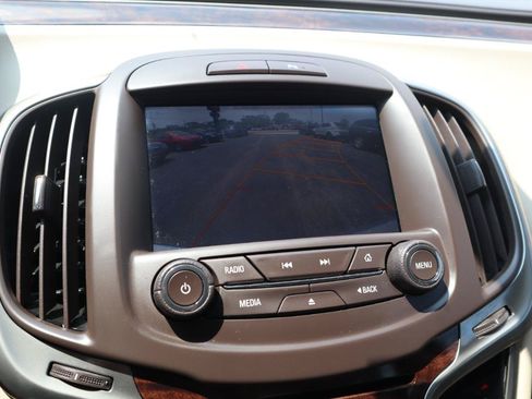 Used 2014 Buick LaCrosse Leather FWD image 22