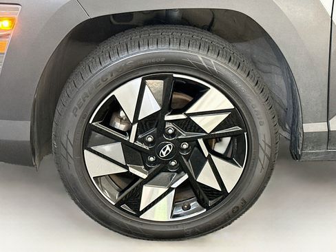 Used 2025 Hyundai Kona SEL AWD/4WD image 34