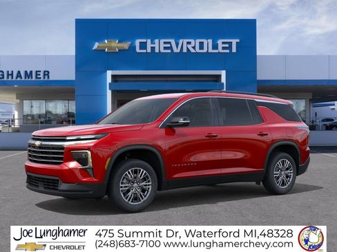 New 2026 Chevrolet Traverse LT w/ Driver Confidence Package AWD/4WD image 2