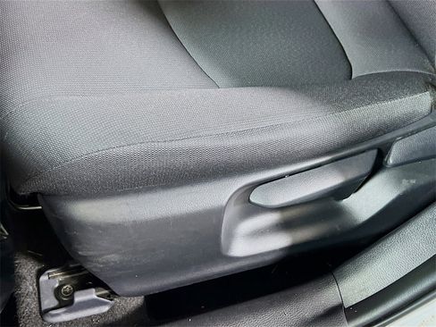 Certified 2021 Toyota Corolla LE image 18