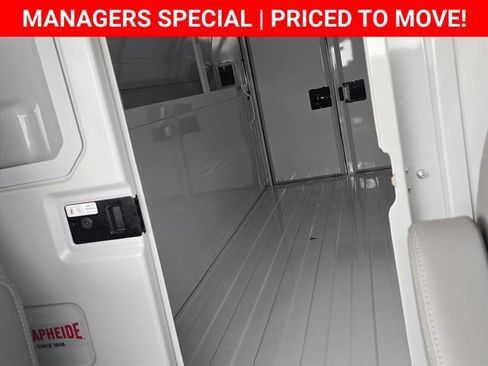 New 2025 Chevrolet Express 3500 w/ Power Convenience Package image 27